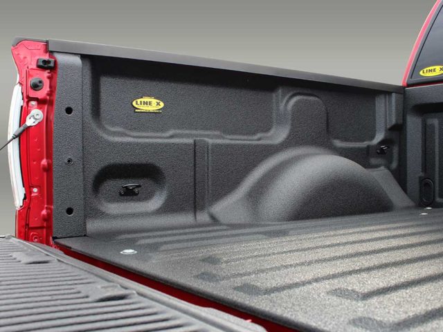 line-x-vs-bedliners-de-plastico